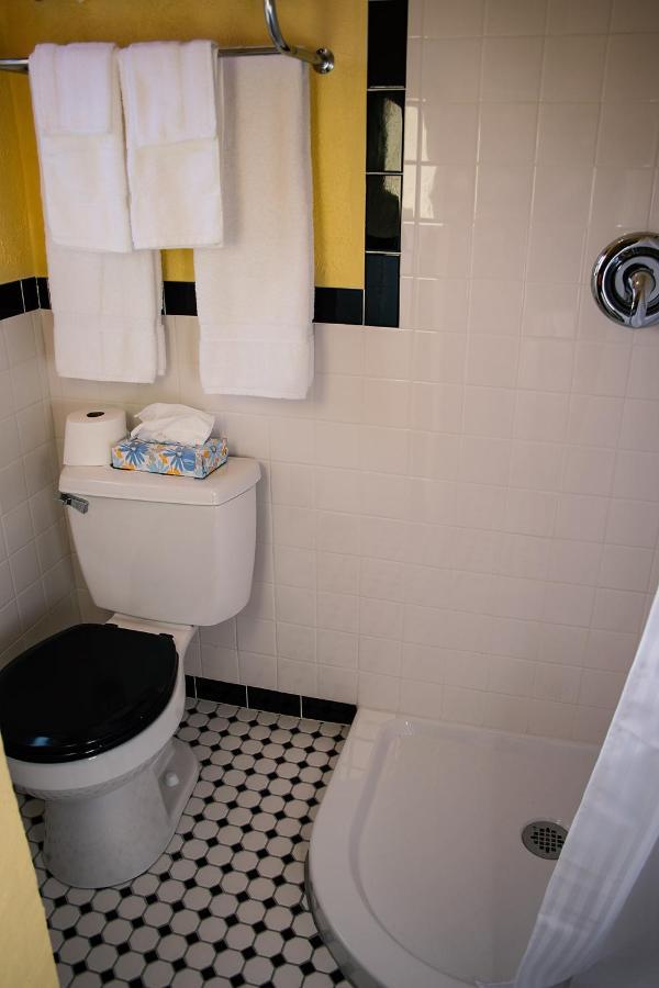 Motel Rockwood Motor Court à Springfield Extérieur photo